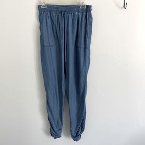 Thread Supply tencel cargo pants with gather at calf size M